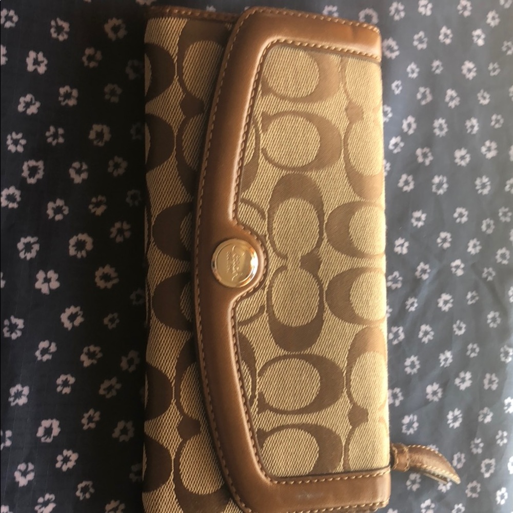 Coach wallet
